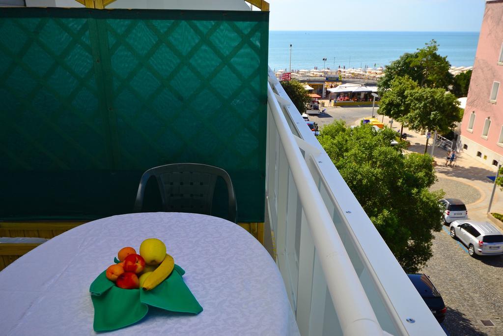 Residenza Verde Lignano Sabbiadoro Eksteriør billede